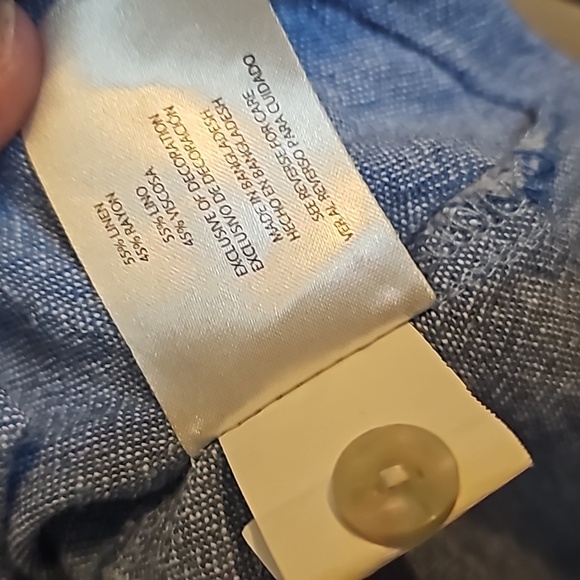 Women's Orvis long sleeve shirt from their classic collection size small - Picture 8 of 8